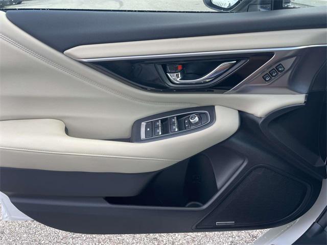 Photo of 2023 Crystal White Pearl Subaru Legacy