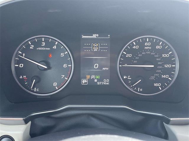Photo of 2023 Crystal White Pearl Subaru Legacy