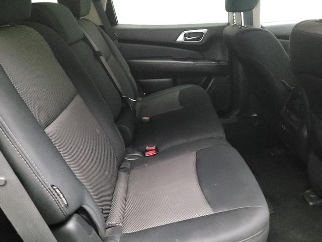 Photo of 2020 Gun Metallic Nissan Pathfinder