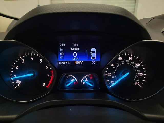 Photo of 2017 Magnetic Metallic Ford Escape