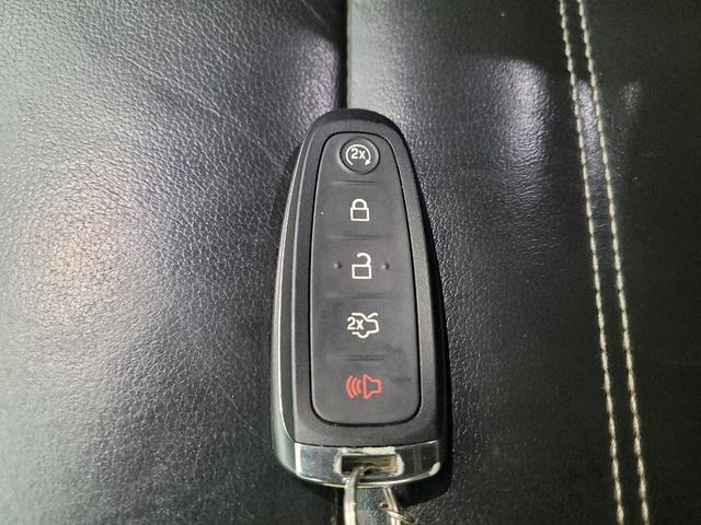 Photo of 2017 Magnetic Metallic Ford Escape