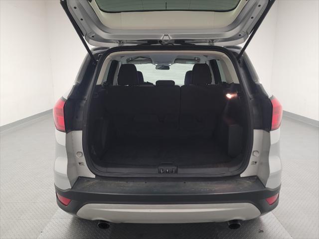 Photo of 2019 Ingot Silver Metallic Ford Escape