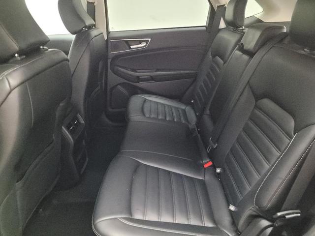 Photo of 2024 Iconic Silver Metallic Ford Edge