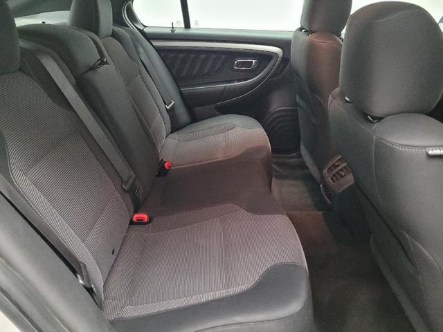 Photo of 2018 White Ford Taurus
