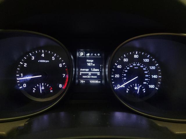 Photo of 2018 Pearl White Hyundai Santa Fe Sport