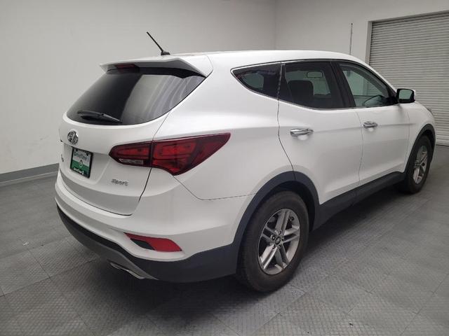 Photo of 2018 Pearl White Hyundai Santa Fe Sport