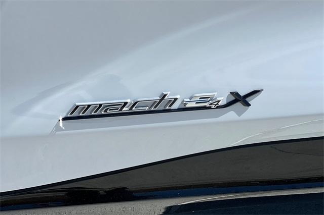 Photo of 2021 White Metallic Ford Mustang Mach-E