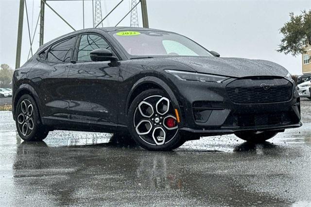 2022 Ford Mustang Mach-e