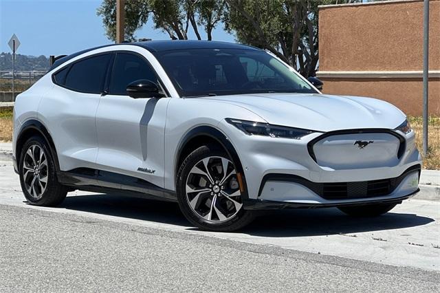 2022 Ford Mustang Mach-e