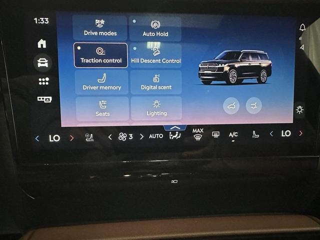Photo of 2025 Flight Blue Metallic Clearcoat Lincoln Navigator