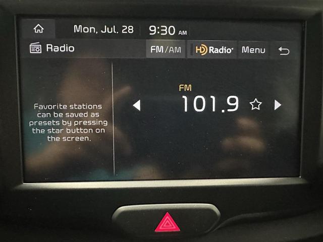 Photo of 2024 Snow White Pearl Kia Soul