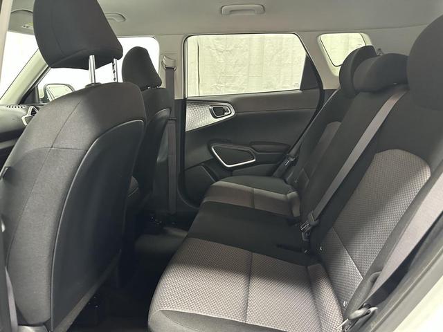 Photo of 2024 Snow White Pearl Kia Soul