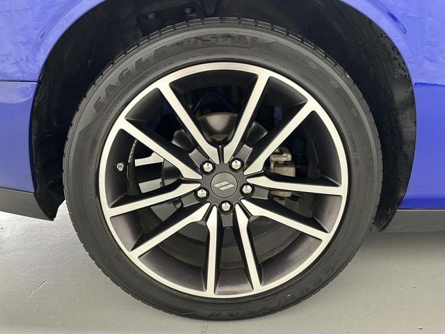 Photo of 2022 Indigo Blue Dodge Challenger
