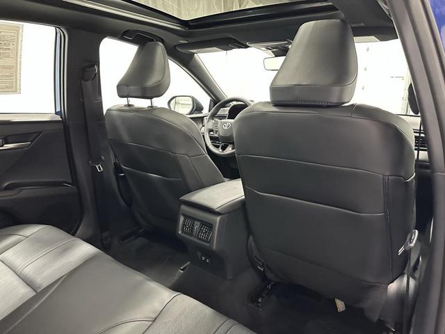 Photo of 2025 Reservoir Blue Toyota Camry