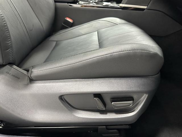 Photo of 2025 Reservoir Blue Toyota Camry