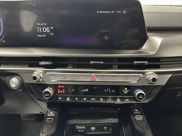 Photo of 2025 Dark Moss Kia Telluride