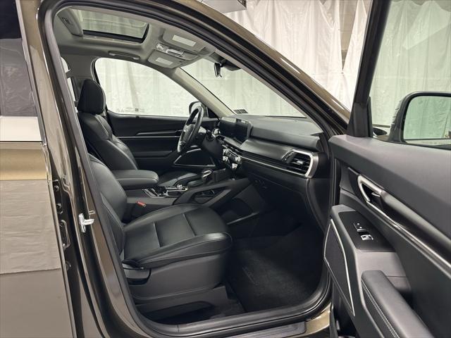 Photo of 2025 Dark Moss Kia Telluride