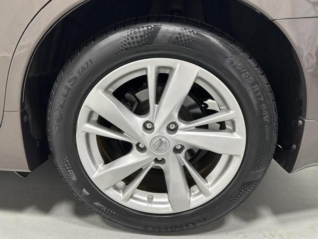 Photo of 2015 Java Metallic Nissan Altima