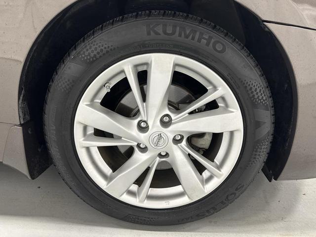 Photo of 2015 Java Metallic Nissan Altima