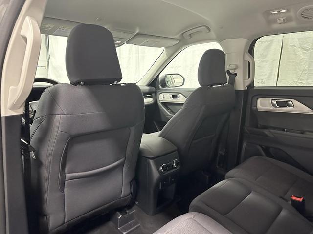 Photo of 2025 Carbonized Gray Metallic Ford Explorer