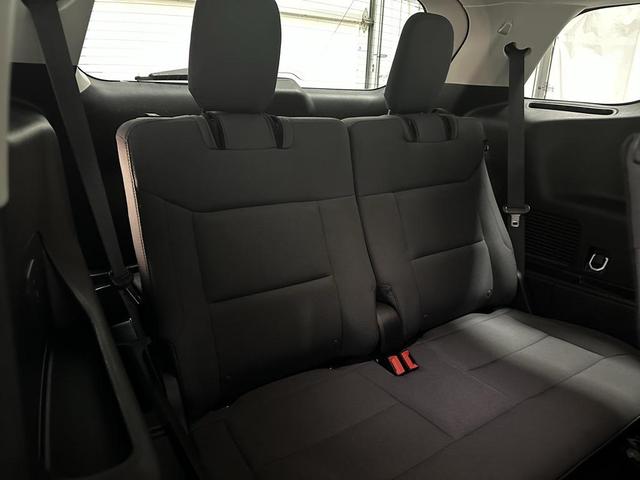 Photo of 2025 Carbonized Gray Metallic Ford Explorer