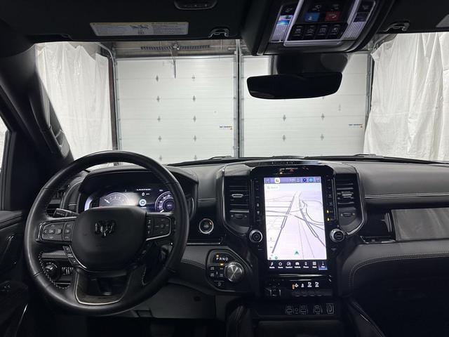 Photo of 2025 Diamond Black Crystal Pearlcoat RAM 1500