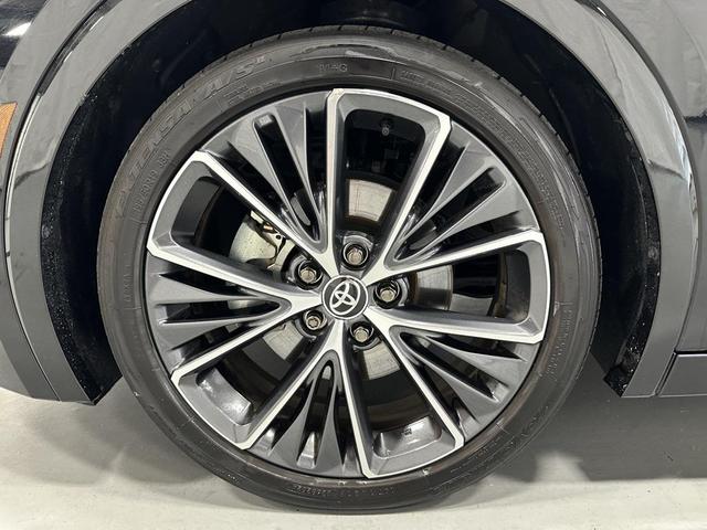 Photo of 2024 Midnight Black Metallic Toyota Prius
