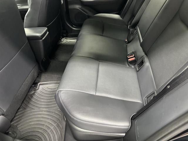 Photo of 2024 Midnight Black Metallic Toyota Prius