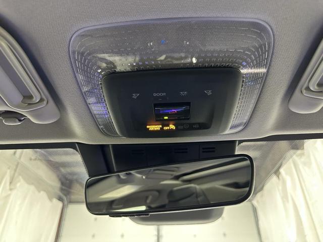 Photo of 2024 Midnight Black Metallic Toyota Prius