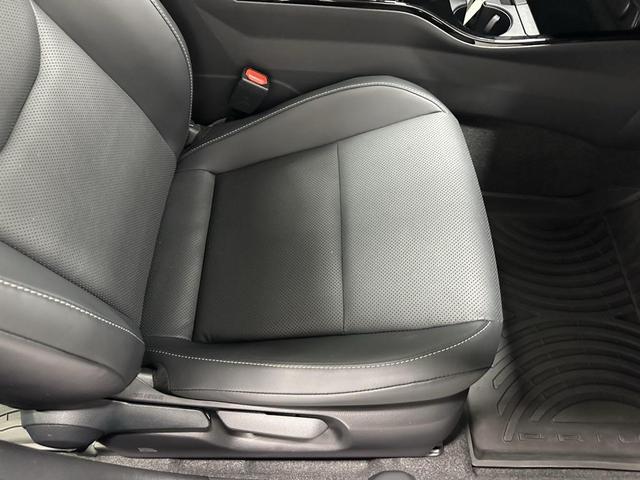 Photo of 2024 Midnight Black Metallic Toyota Prius