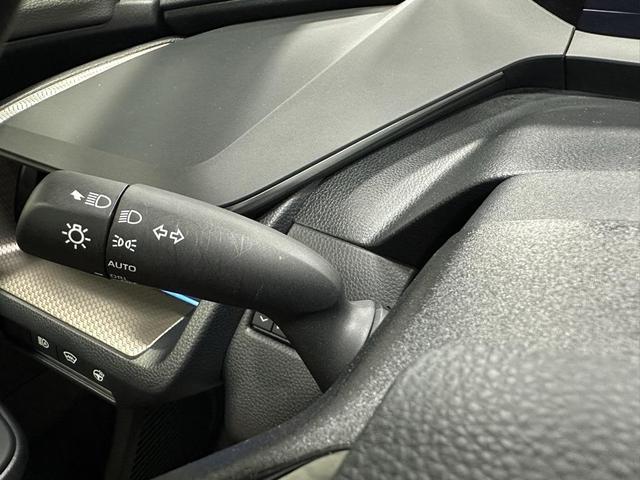 Photo of 2024 Midnight Black Metallic Toyota Prius