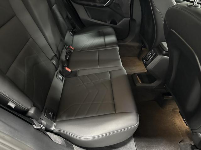 Photo of 2025 Jet Black BMW X1