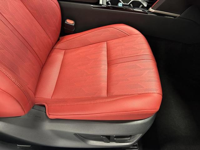 Photo of 2025 Wind Chill Pearl Toyota Camry