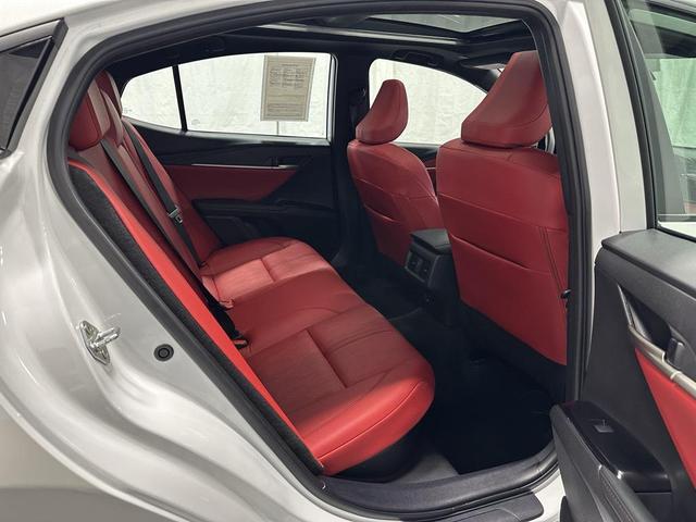 Photo of 2025 Wind Chill Pearl Toyota Camry