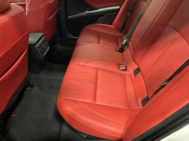 Photo of 2025 Wind Chill Pearl Toyota Camry