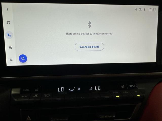 Photo of 2025 Wind Chill Pearl Toyota Camry