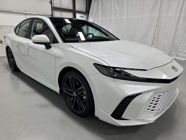 Photo of 2025 Wind Chill Pearl Toyota Camry
