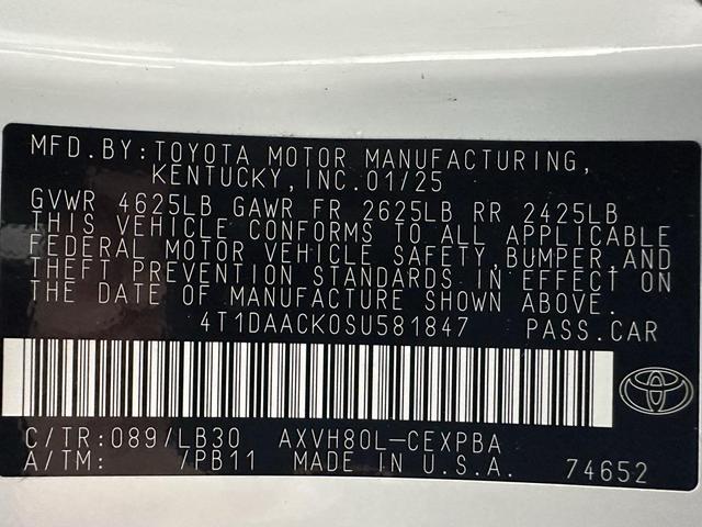 Photo of 2025 Wind Chill Pearl Toyota Camry