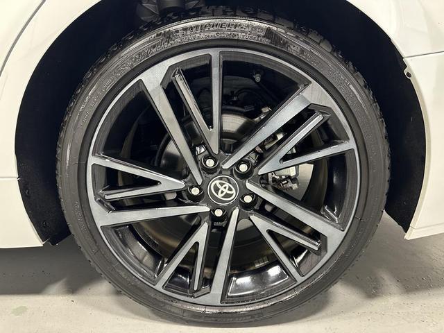 Photo of 2025 Wind Chill Pearl Toyota Camry