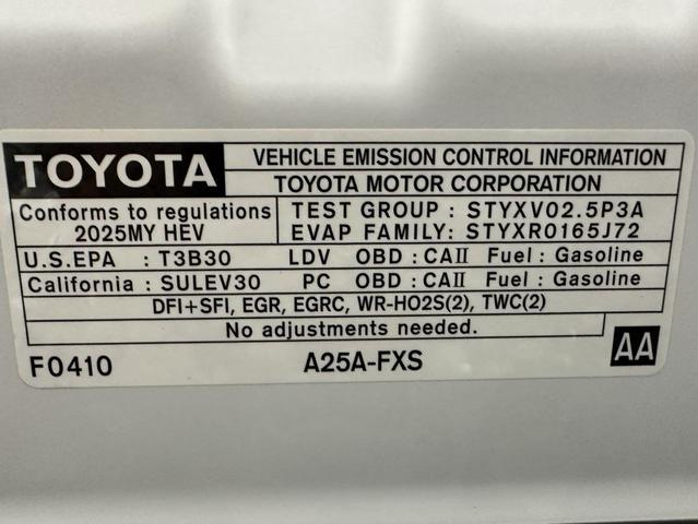 Photo of 2025 Wind Chill Pearl Toyota Camry