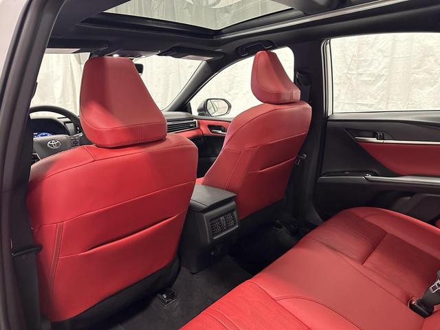 Photo of 2025 Wind Chill Pearl Toyota Camry