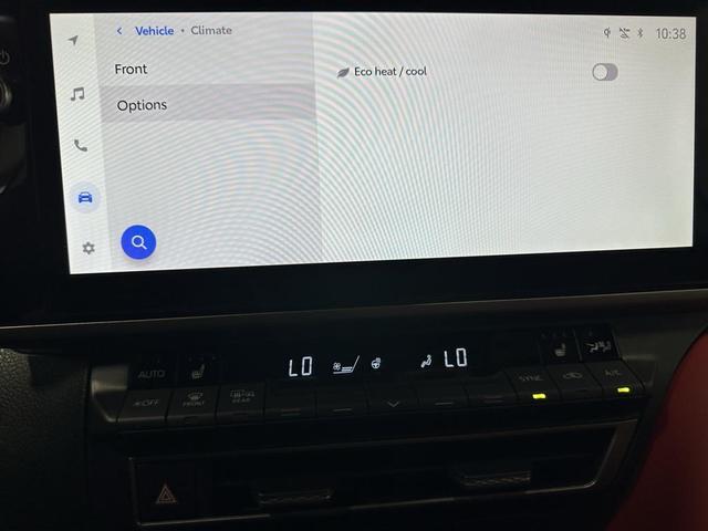 Photo of 2025 Wind Chill Pearl Toyota Camry
