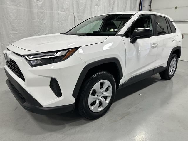 Photo of 2025 Ice Cap Toyota RAV4