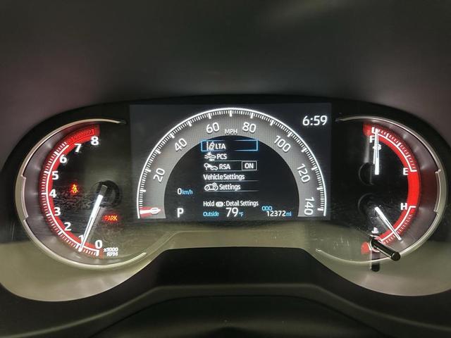 Photo of 2025 Ice Cap Toyota RAV4