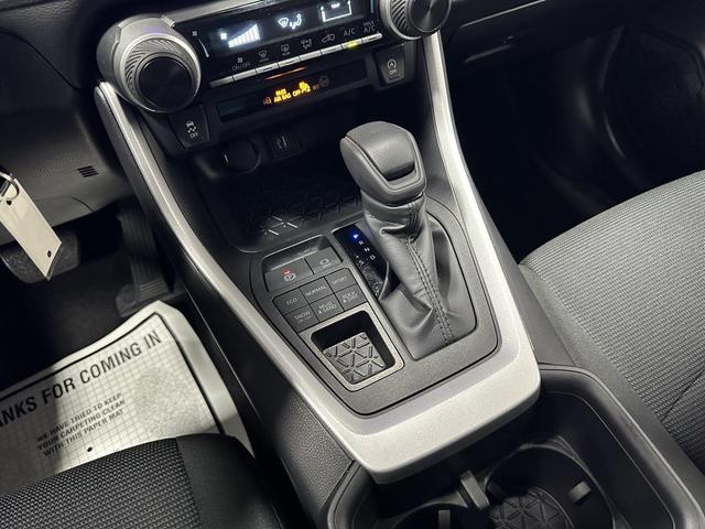 Photo of 2025 Ice Cap Toyota RAV4