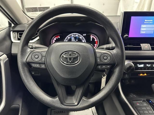 Photo of 2025 Ice Cap Toyota RAV4
