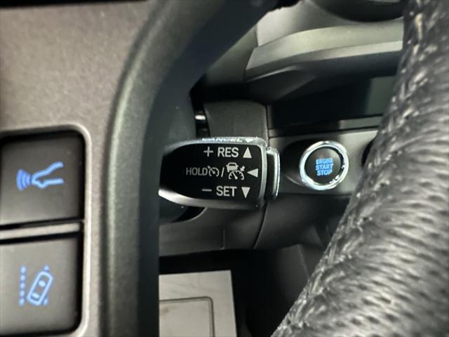 Photo of 2021 Midnight Black Metallic Toyota Tacoma