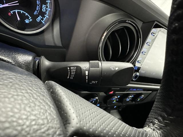 Photo of 2021 Midnight Black Metallic Toyota Tacoma