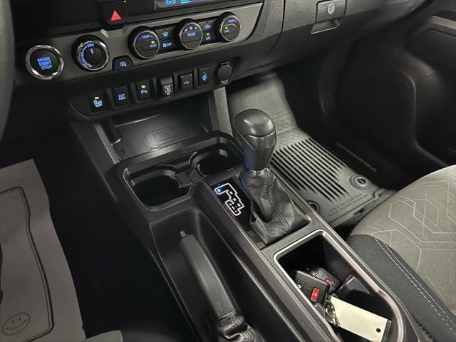 Photo of 2021 Midnight Black Metallic Toyota Tacoma