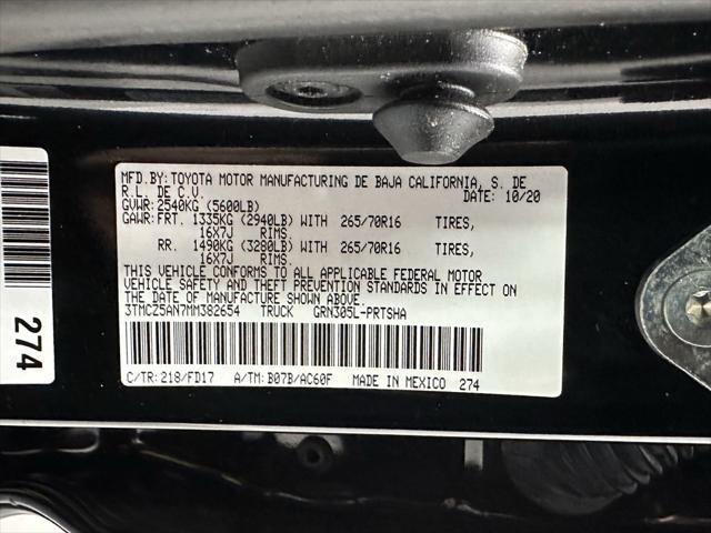 Photo of 2021 Midnight Black Metallic Toyota Tacoma